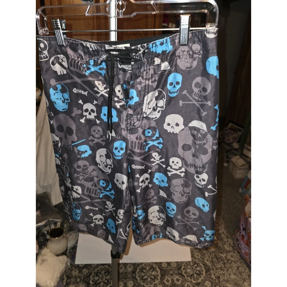 Hang Ten‎ Boys Large Swim Trunks. Skulls, 15-18